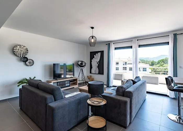 Lägenhet Domaine D'arca-1 By Interhome