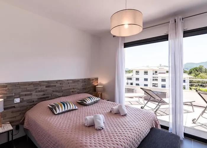 Lägenhet Domaine D'arca-1 By Interhome